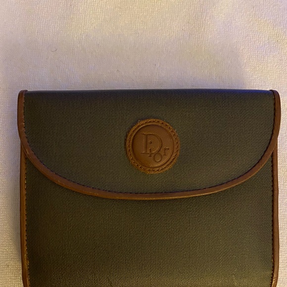 🌼Christian Dior vintage Wallet🌺 - Picture 2 of 8